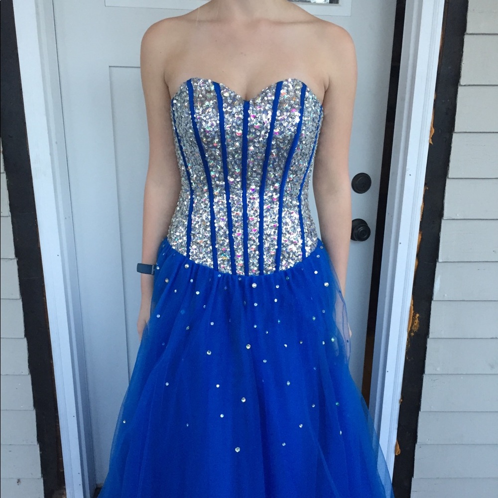Blue Sparkly Prom Dress